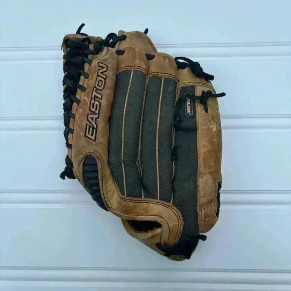 Easton Pro Baseball Glove K-PRO 82 - Picture 2 of 16